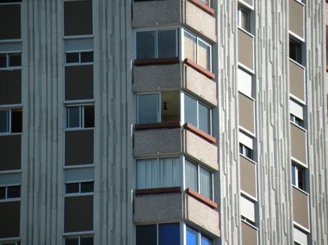 détail de fenêtres d'une tour